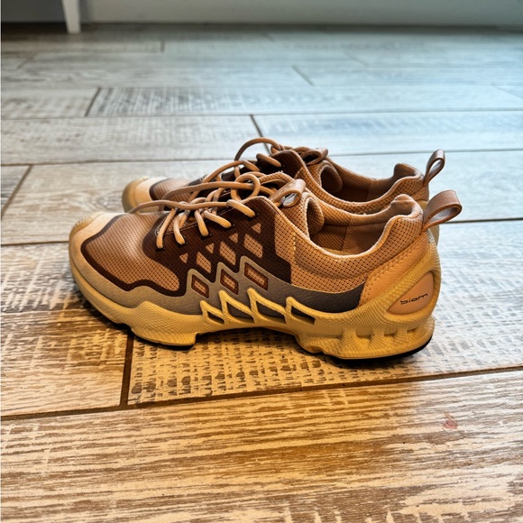 Ecco Women's Athletic Shoes in Brown and Cream - Picture 1 of 7